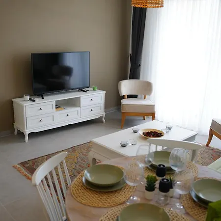 Homie Suites - With Complimentary Private Access & Open-buffet Breakfast Apartament Milas